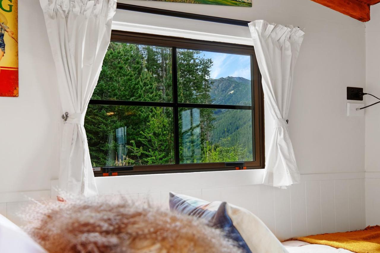 The Shepherds Hut - Boutique Retreat. Hanmer Springs Exterior photo