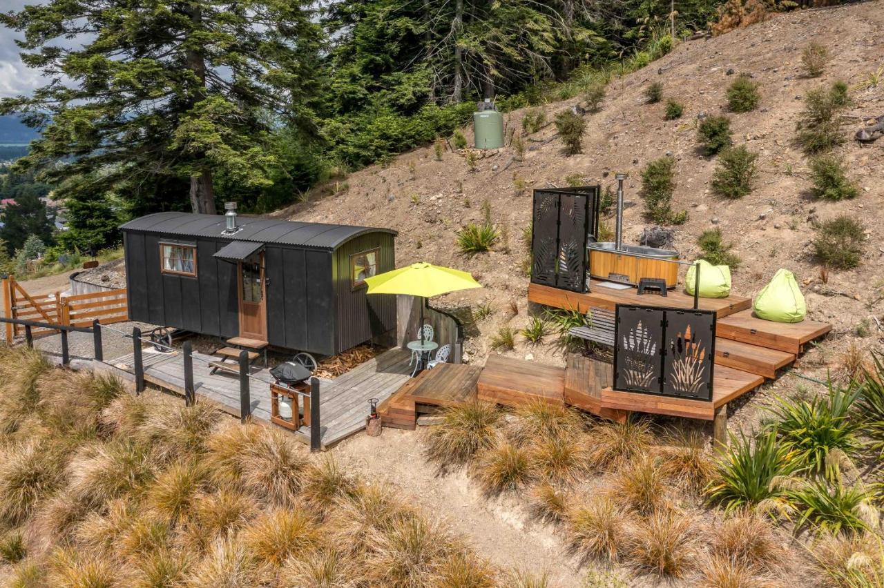 The Shepherds Hut - Boutique Retreat. Hanmer Springs Exterior photo
